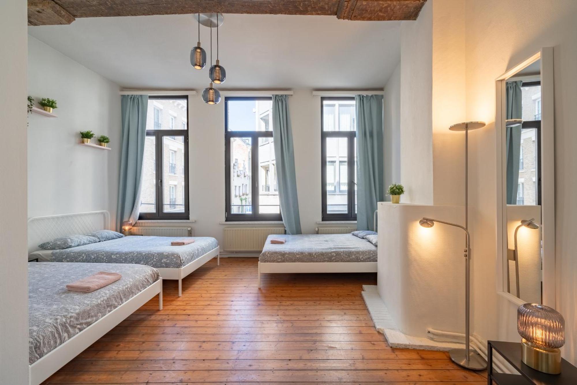 Authentic Apartments In The Center Of Antwerp Luaran gambar